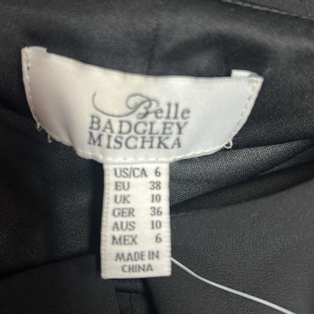 Belle Badgley Mischka “Georgina” Sleeveless Dress with Attached Capelet - Image 9