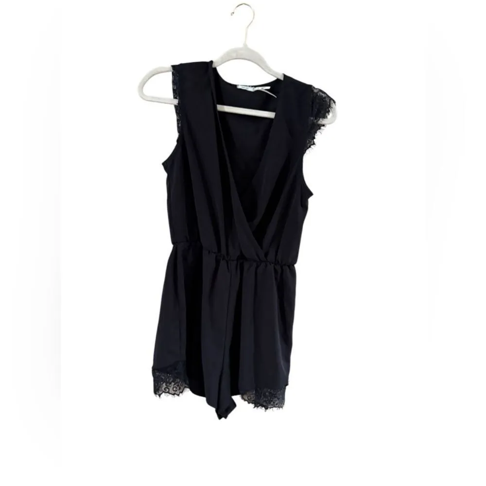 Kimchi Blue Black Lace Romper Size Medium - Image 2