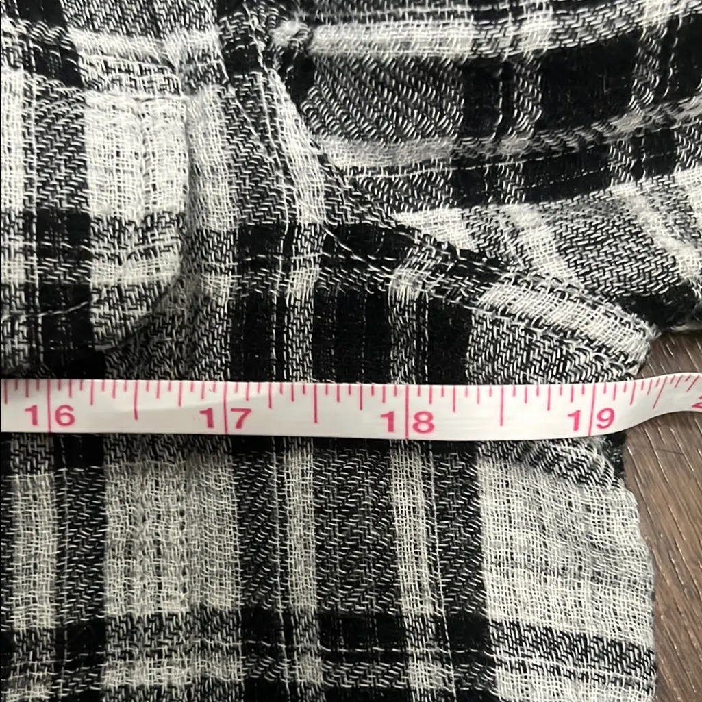 Madewell Plaid Black and White Womens Relaxed fit button up top-Size M - Image 7