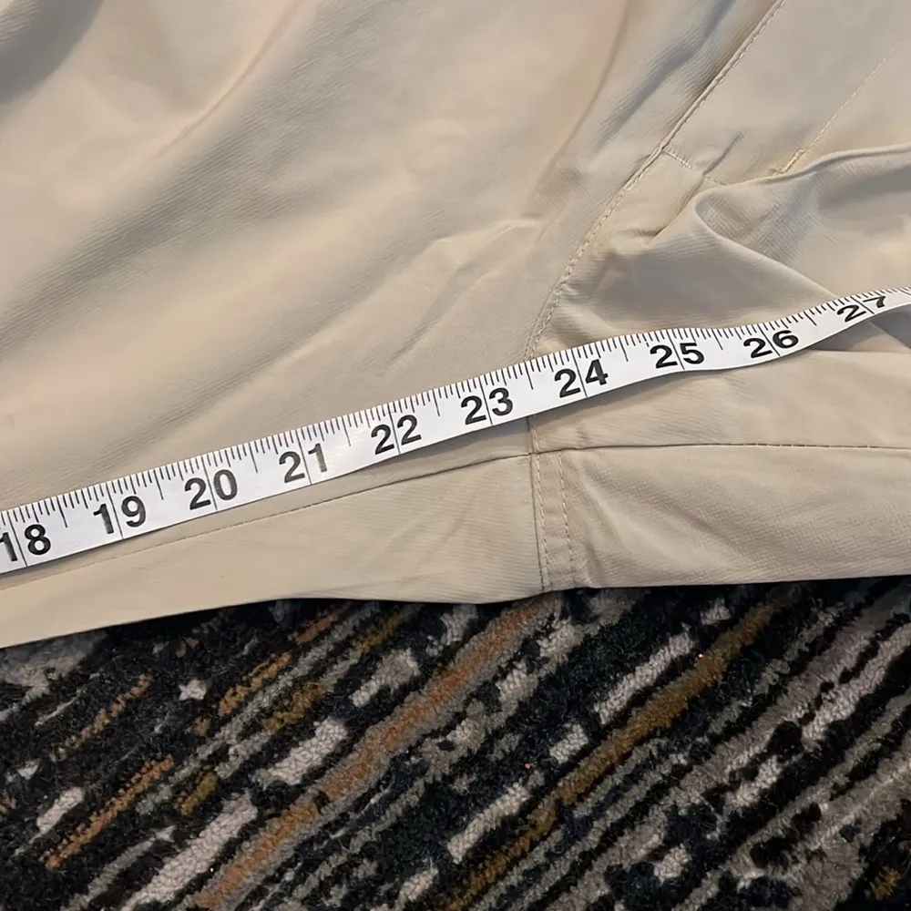 Columbia Women’s Silver Ridge Utility Active Fit Capris - NWT - Image 13