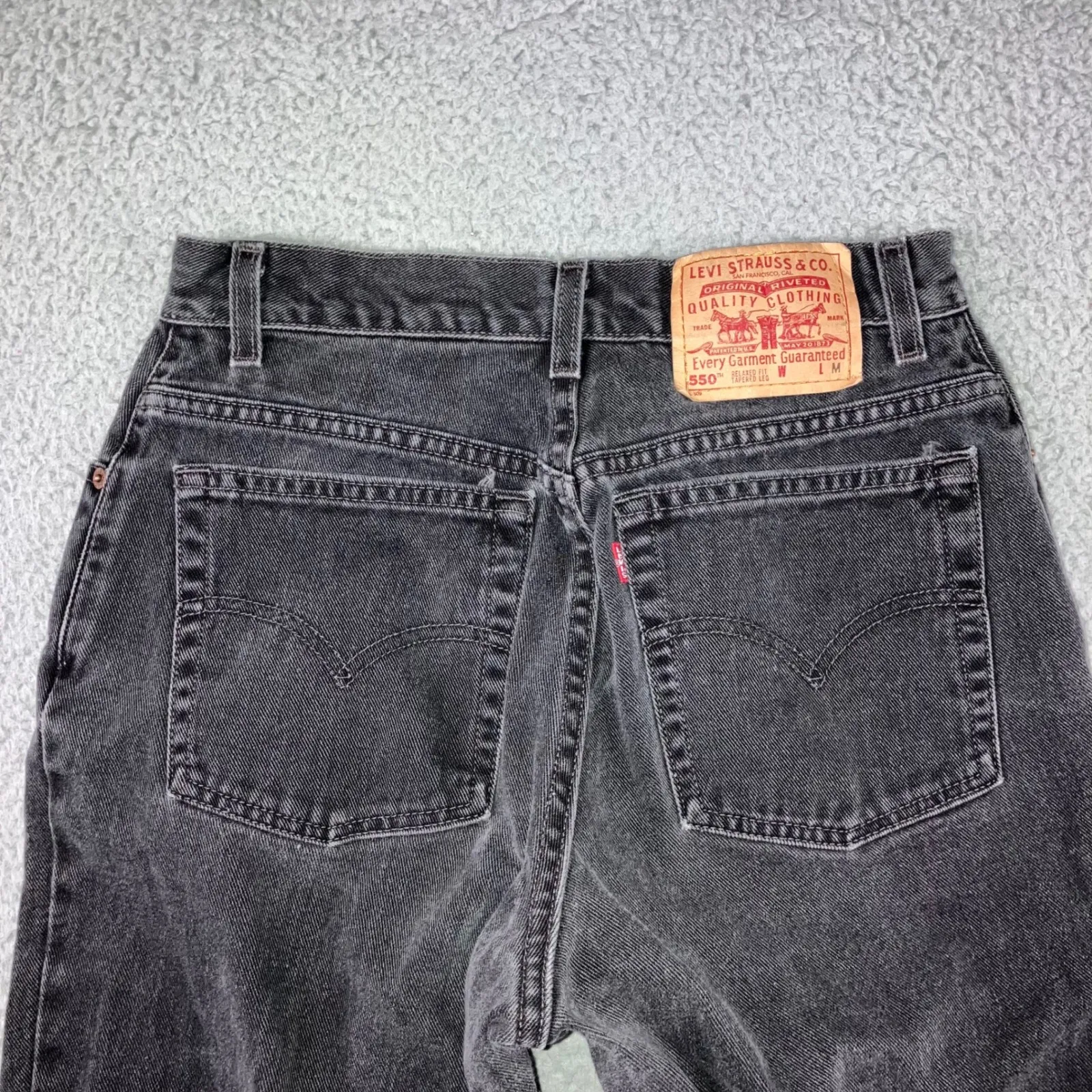 Levi's 550 Relaxed Fit Tapered Leg Jeans Black Denim Women 10 Made in USA - Image 10