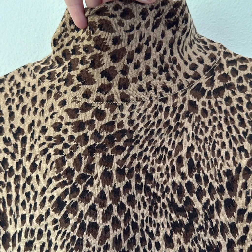 Talbots Animal Print Funnel Neck Knit Top Long Sleeve Silk Camel Hair Medium - Image 4