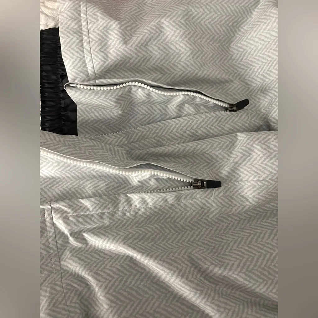 Under Armour snowboard ski pants snow size M - Image 3