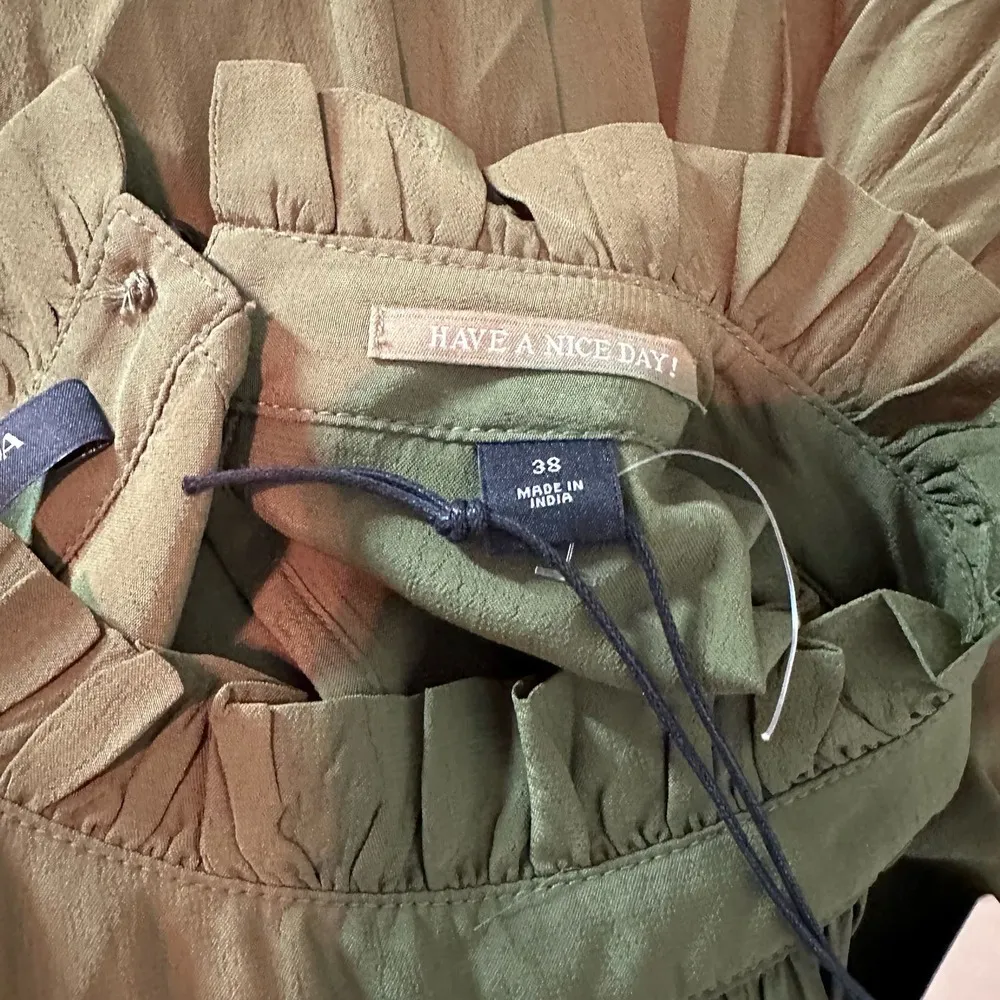 Scotch & Soda Ruffle Tiered Short Sleeve Mini Dress Size Medium US 8 Army Green - Image 3