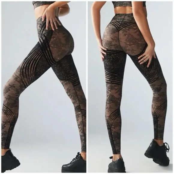 SAVAGE X FENTY by Rihanna Special FX High Waist Leggings – Terracotta Pink – Med - Image 2