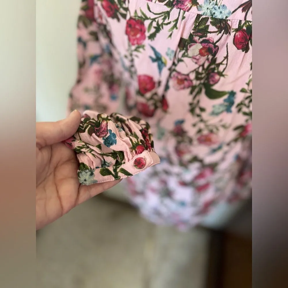 Kut from the Kloth pink floral button down long sleeve top size small - Image 10