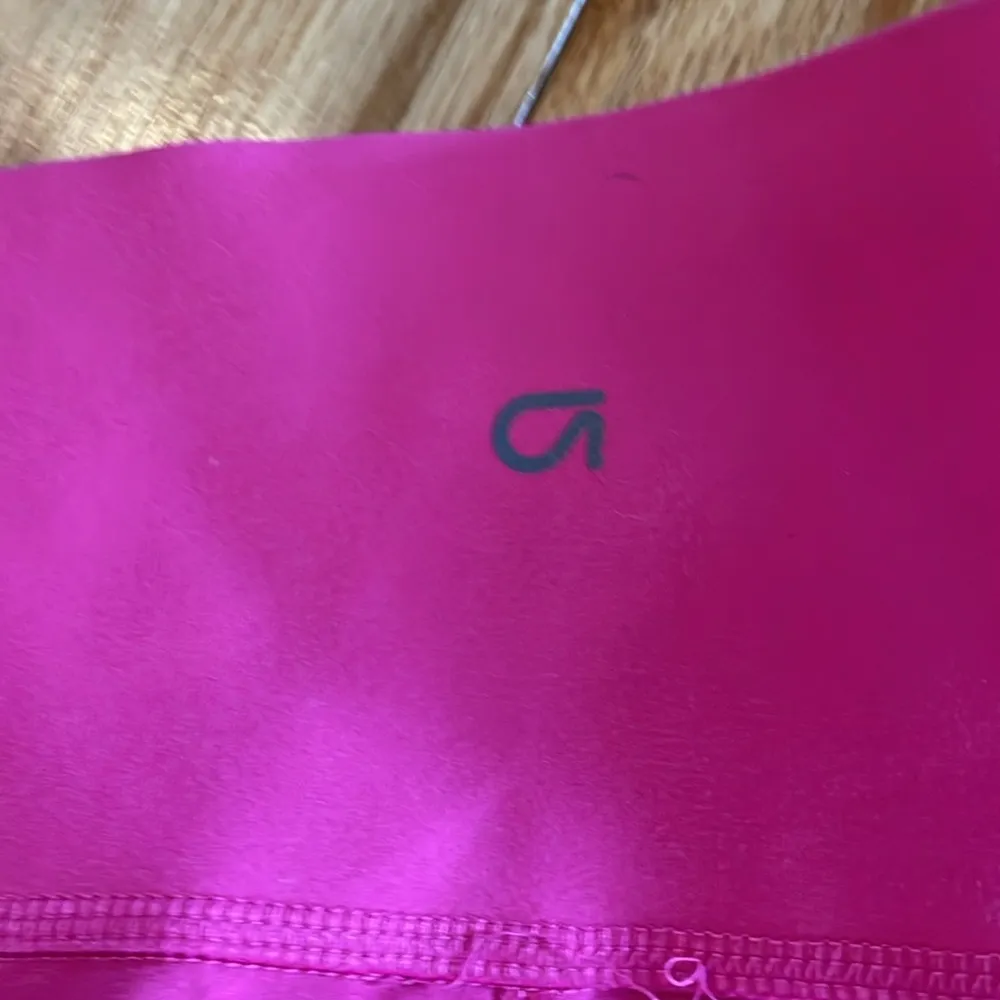 Gap fit hot pink leggings size small - Image 3