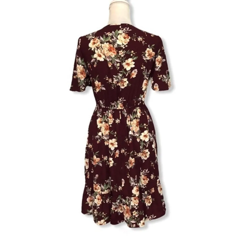 NWOT Burgundy Wine Maroon White Cream Floral Flutter Short Sleeve Mini Dress New - Image 4