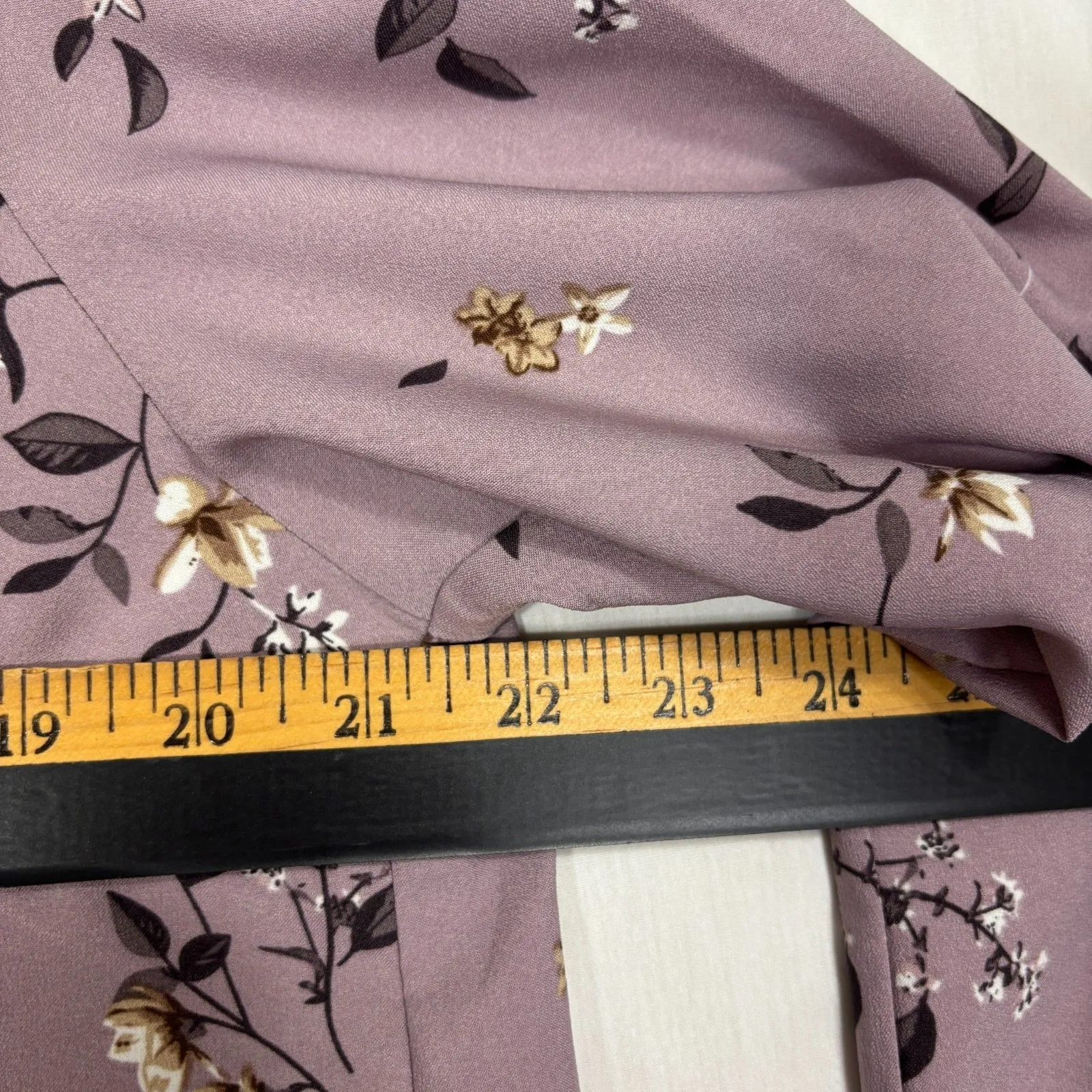 Hilary Radley Floral Split Neck Blouse Women's L Mauve Bronze Feminine NWT Gift Pink Size L - Image 6