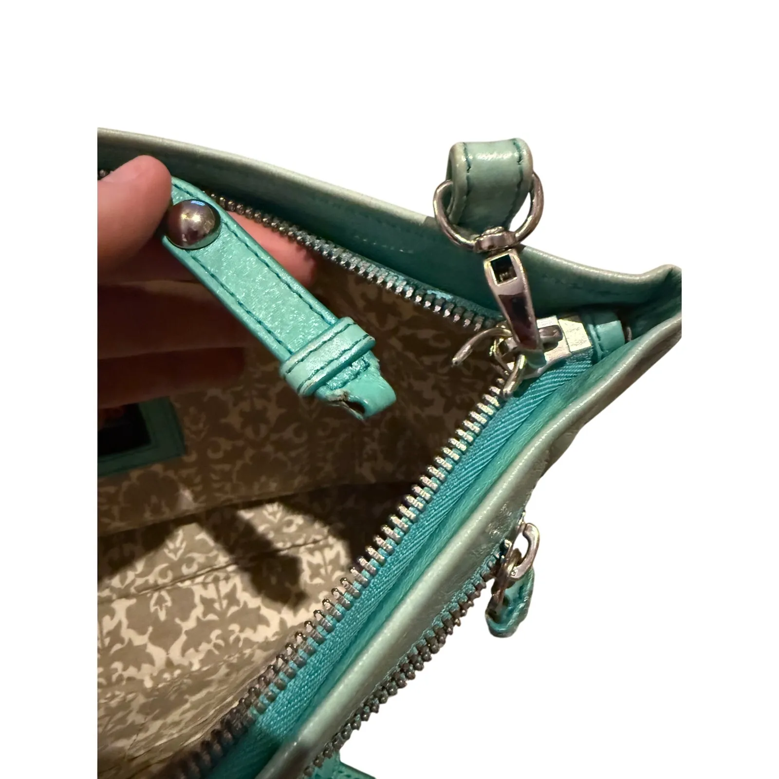 VTG HOBO Oversized Leather Clutch Wristlet Blue - Image 9