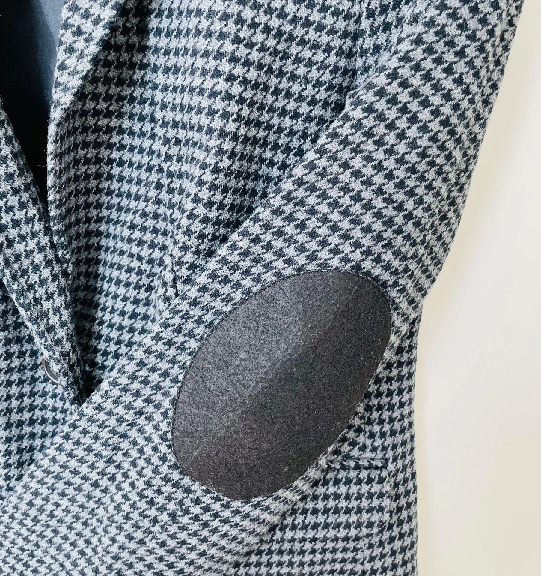 Wool Houndstooth Blazer - Image 6