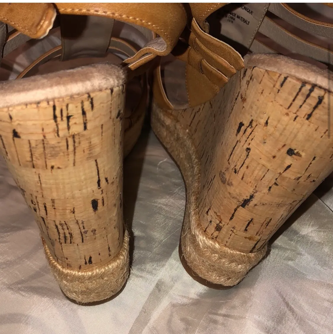 White Mountain White Mt. 9 strappy wedges  - Image 4