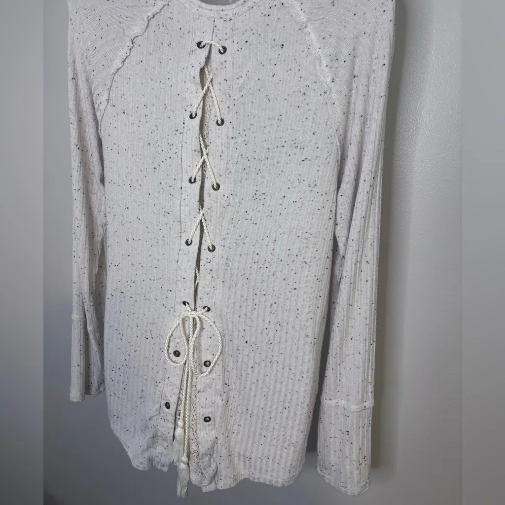 Knox Rose White Speckled Long Sleeve Tee Size Medium - Image 3