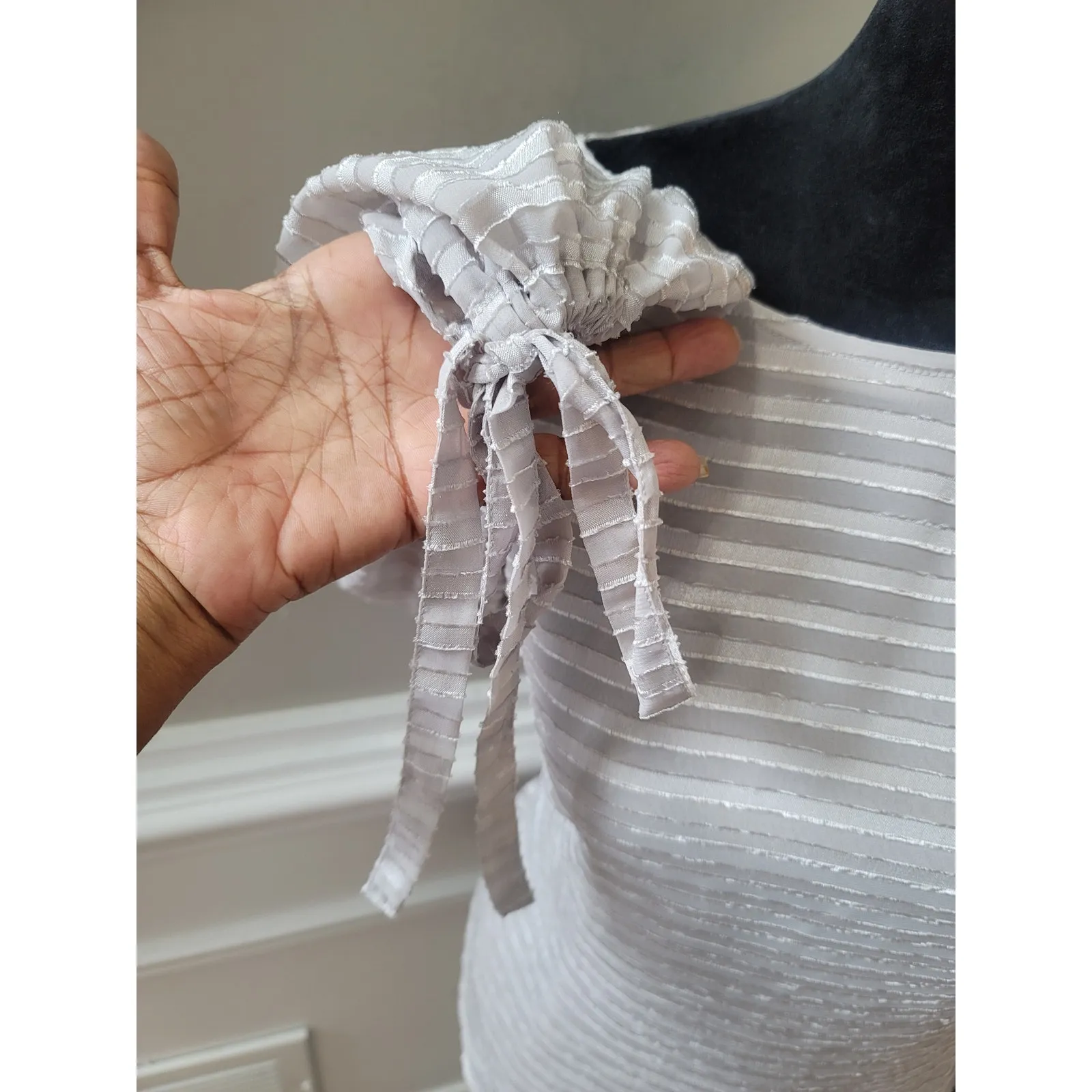 Banana Republic Blouse Women's Petite Small White Sheer Stripe Long Sleeve Top - Image 5