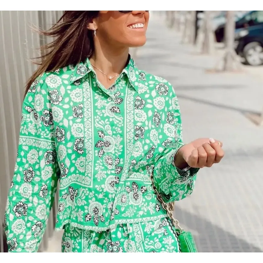 Zara Green Floral Print Cropped Cotton Button Up Shirt Blouse Women XS Oversized - Image 2