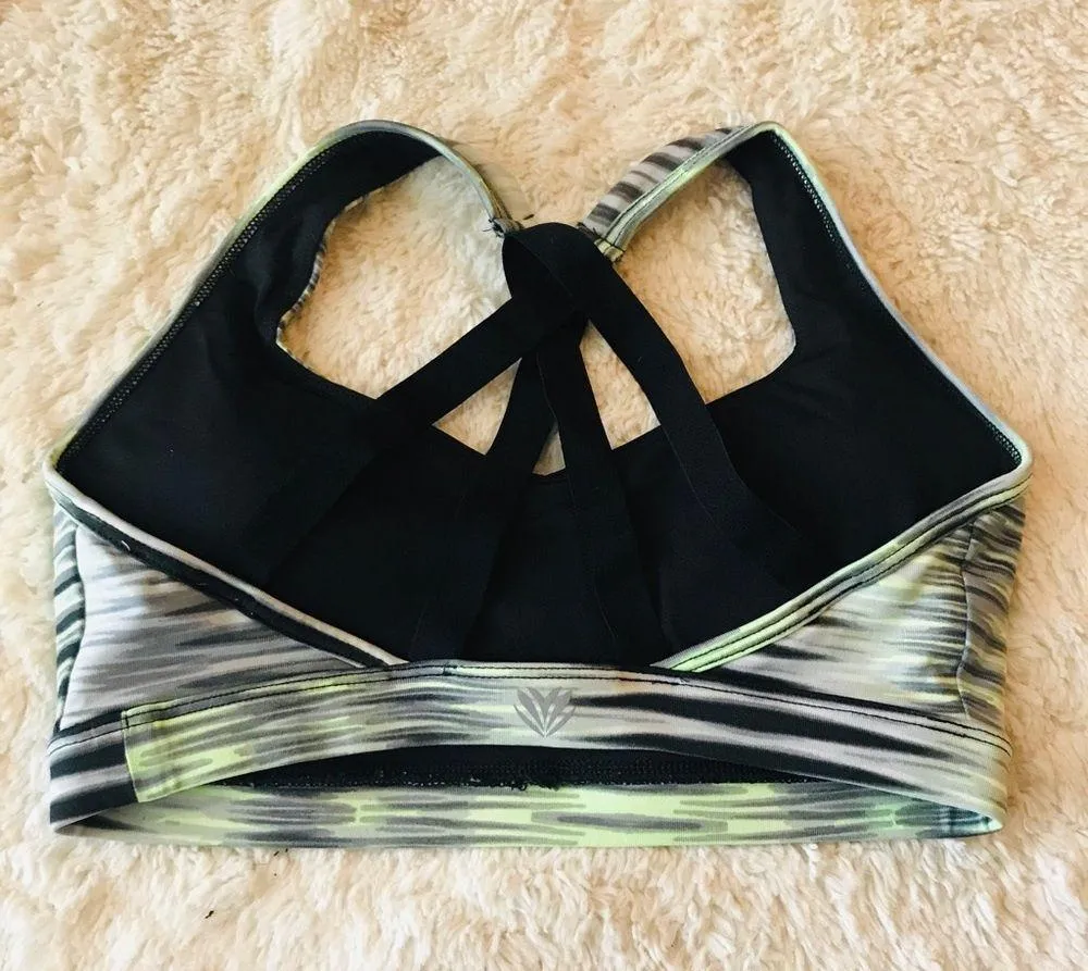 Forever 21 Green & Black Strappy Sports Bra Size Small - Image 6
