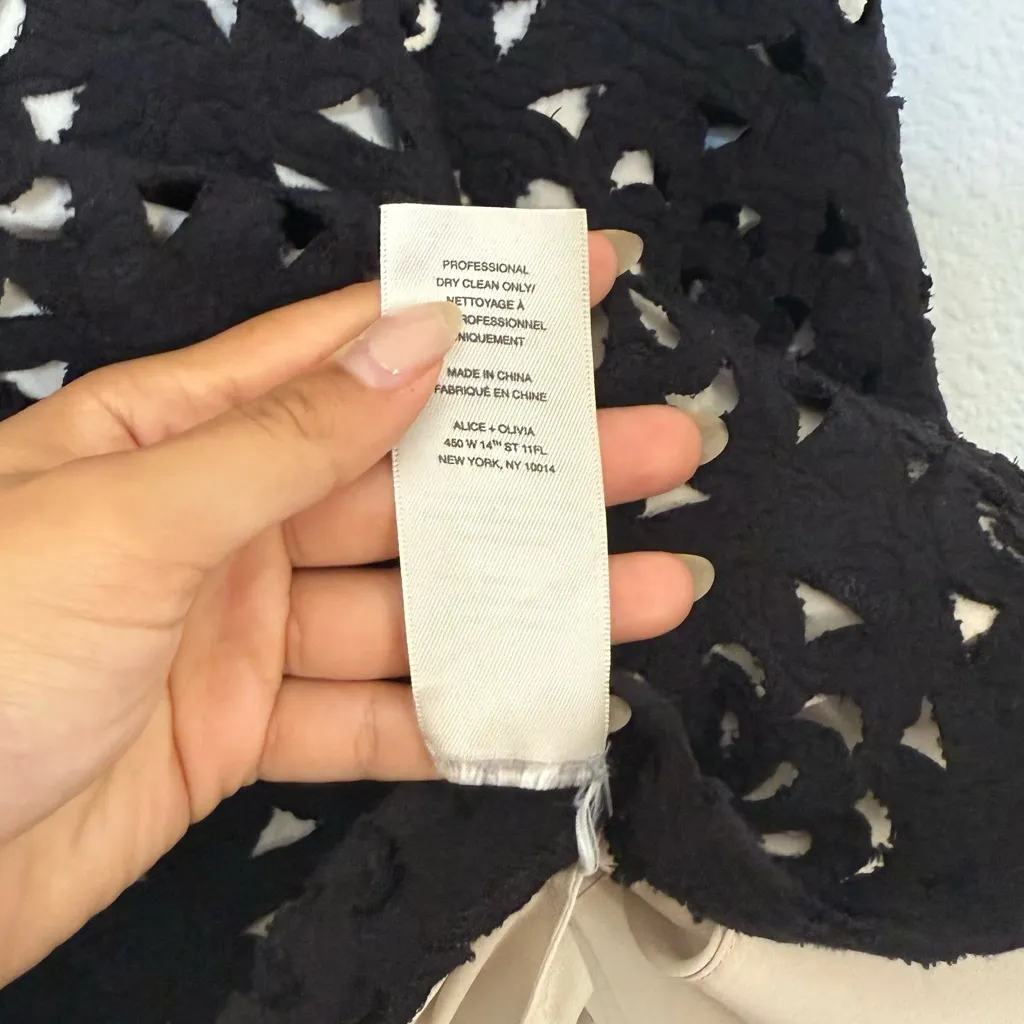 Alice + Olivia Viviana Black Floral Cutout A-Line Skirt - Image 9