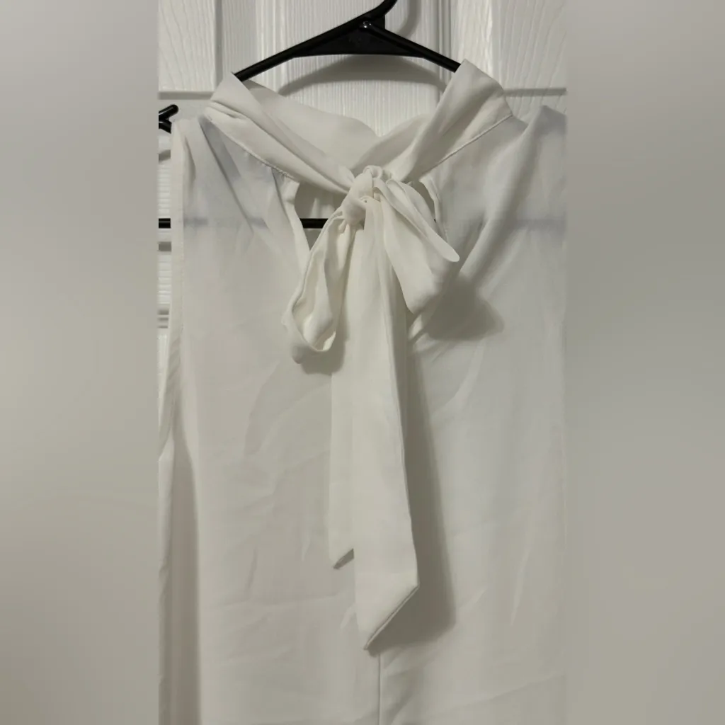 Forever 21 White Flowy Tank Top - Image 5