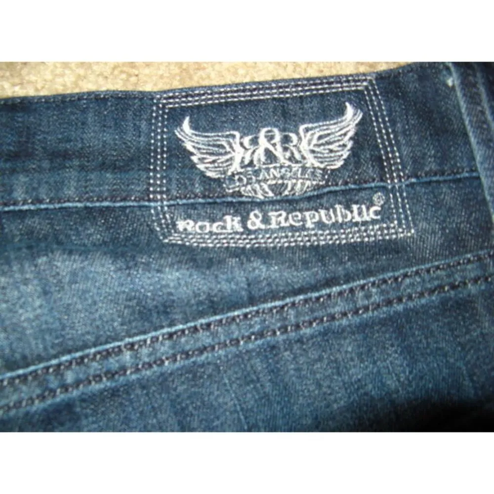 Rock and Republic Floyd dark blue denim bermuda shorts Size 33 XL RARE HTF - Image 5