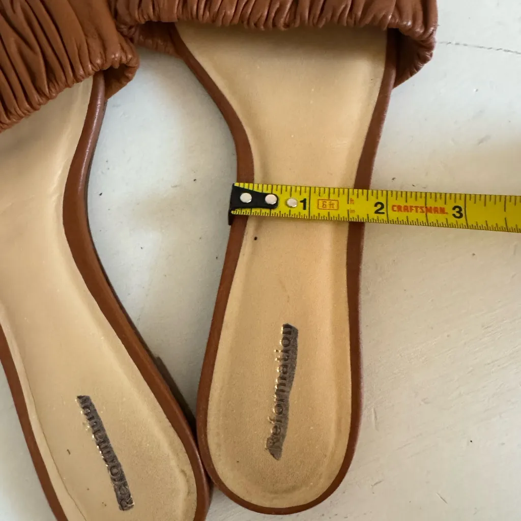 Reformation Marcella Ruched Flat Slide size 7 - Image 7