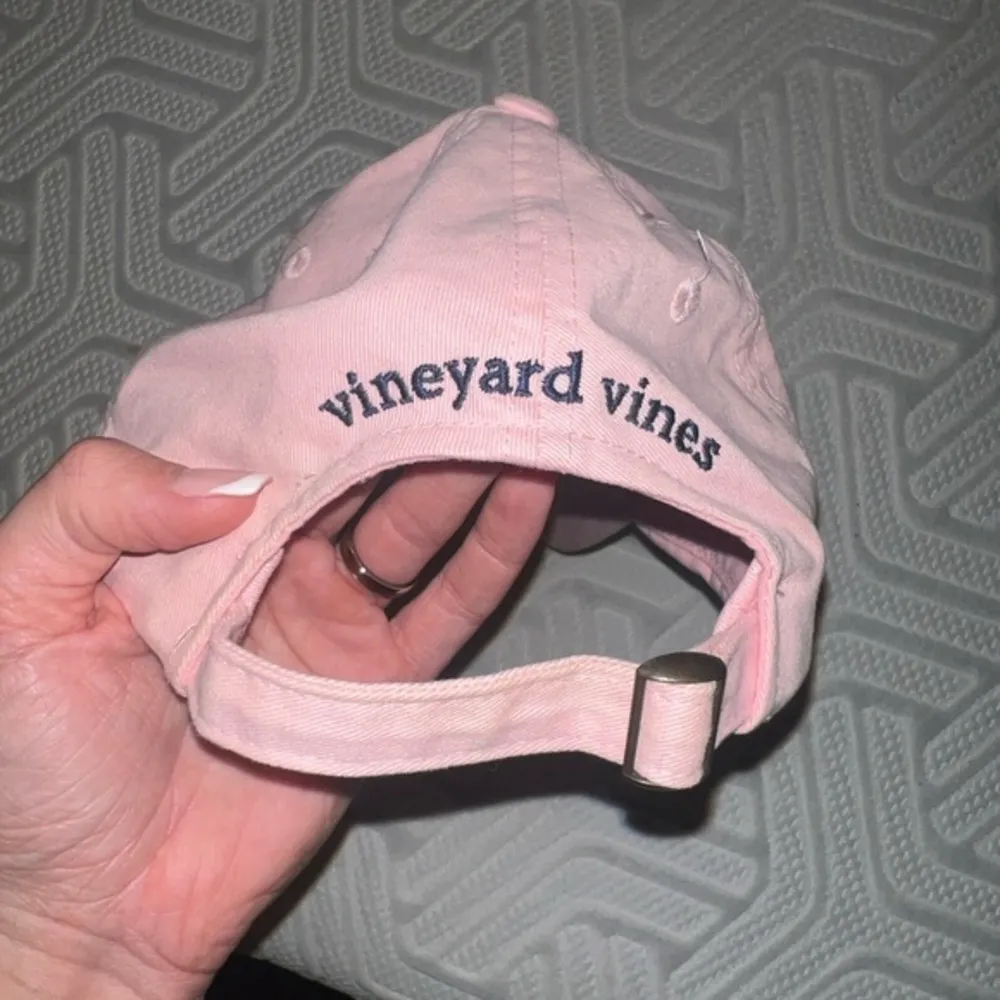 Vineyard Vines hat pink‎ - Image 4