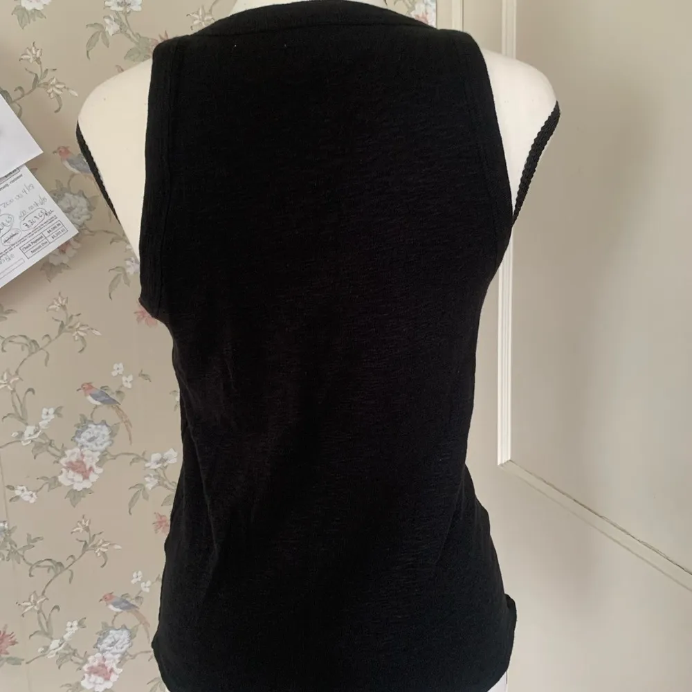 Madewell | basic black tank top - Image 3