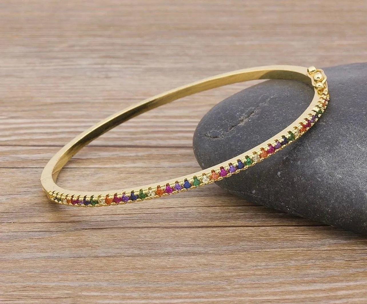 Beverly Hills Boutique Rainbow Bracelet. Gold - Image 2