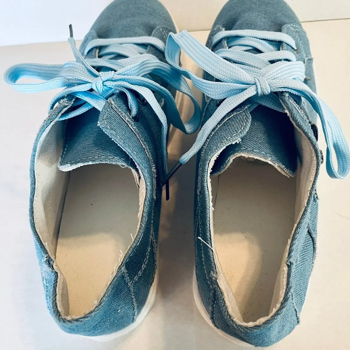 SHEIN Blue Denim Look Canvas Sneaker Tennis Shoe Size 40 US Womens Size 9.5 NWOT - Image 6