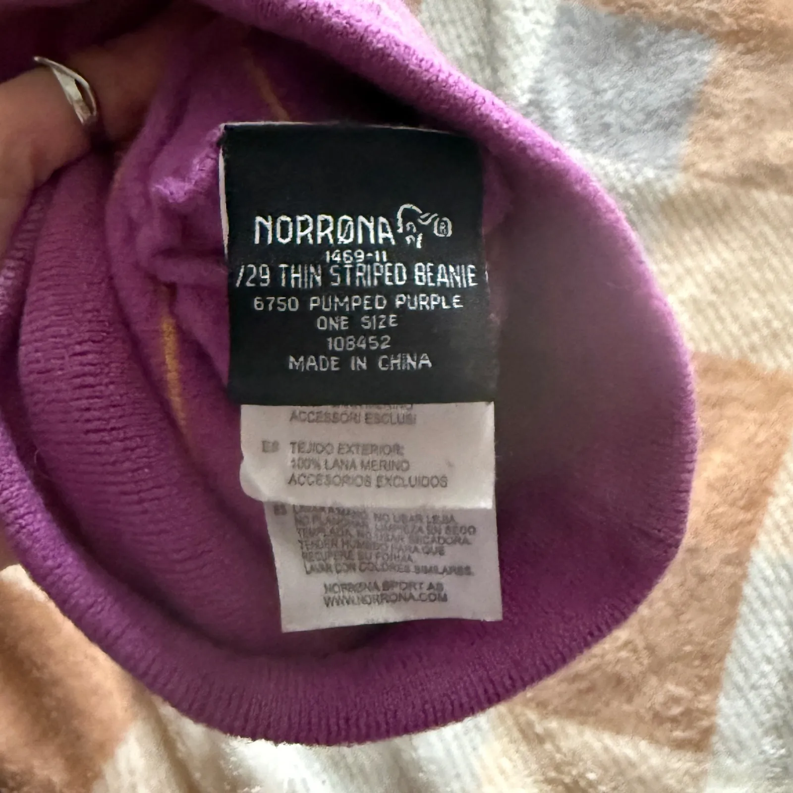 Norrona 6750 Thin Striped Beanie Hat Pumped Purple 100% Merino Wool One Size - Image 5