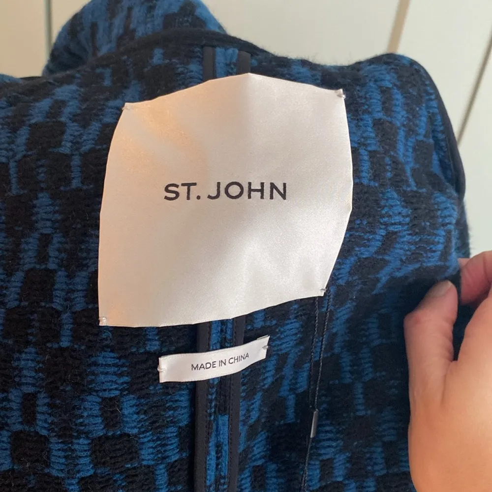 NWT St John Chevron Knit Belted Trench Coat in Teal Blue and Black sz Small - Image 4