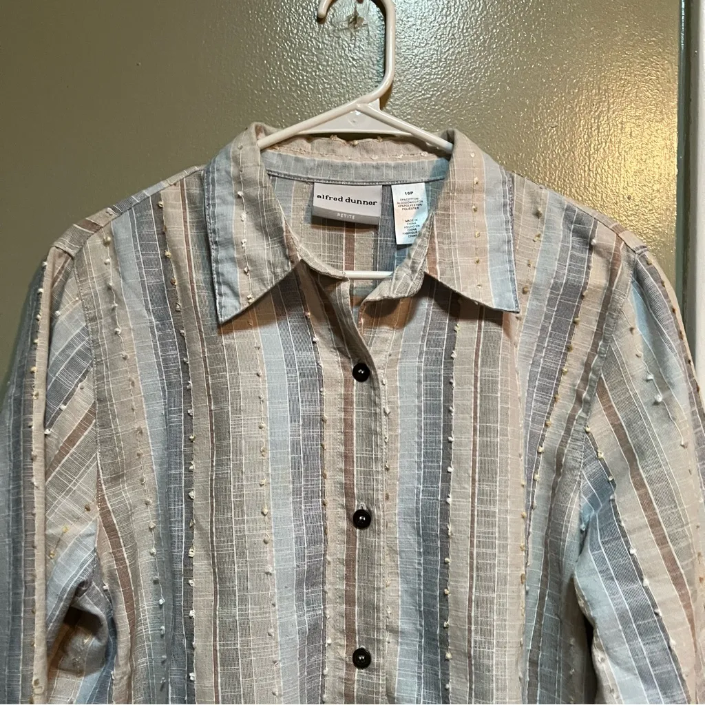 Alfred Dunner Button Down Blouse Pink Blue Tan Stripes Clip Dot 16P - Image 2