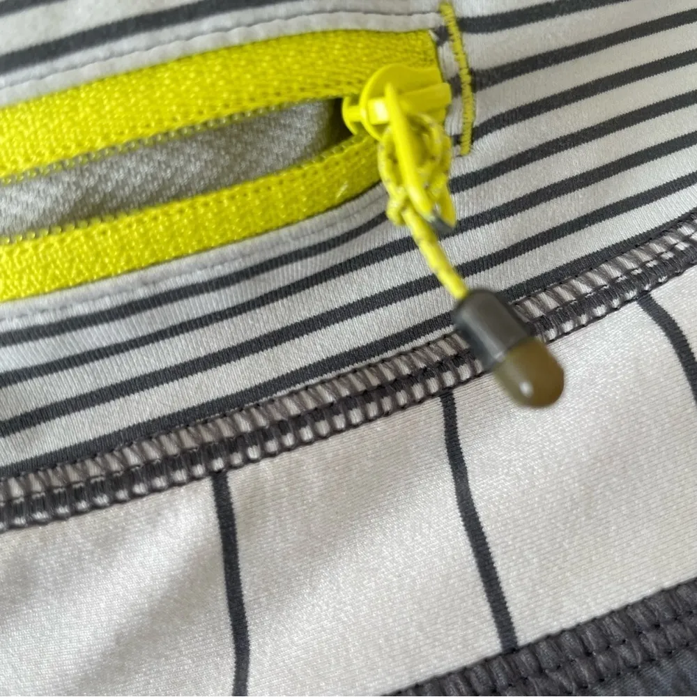 Lululemon Groovy Run Short Soot Light Slalom Stripe Angel Wing Hyper Stripe - Image 7