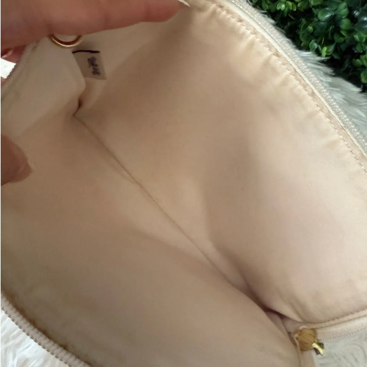 COACH White Pouch - Image 3