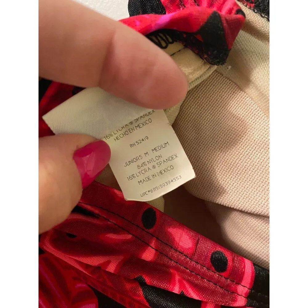 Beach Cabana Strapless bright neon pink swimsuit juniors size medium - Image 5