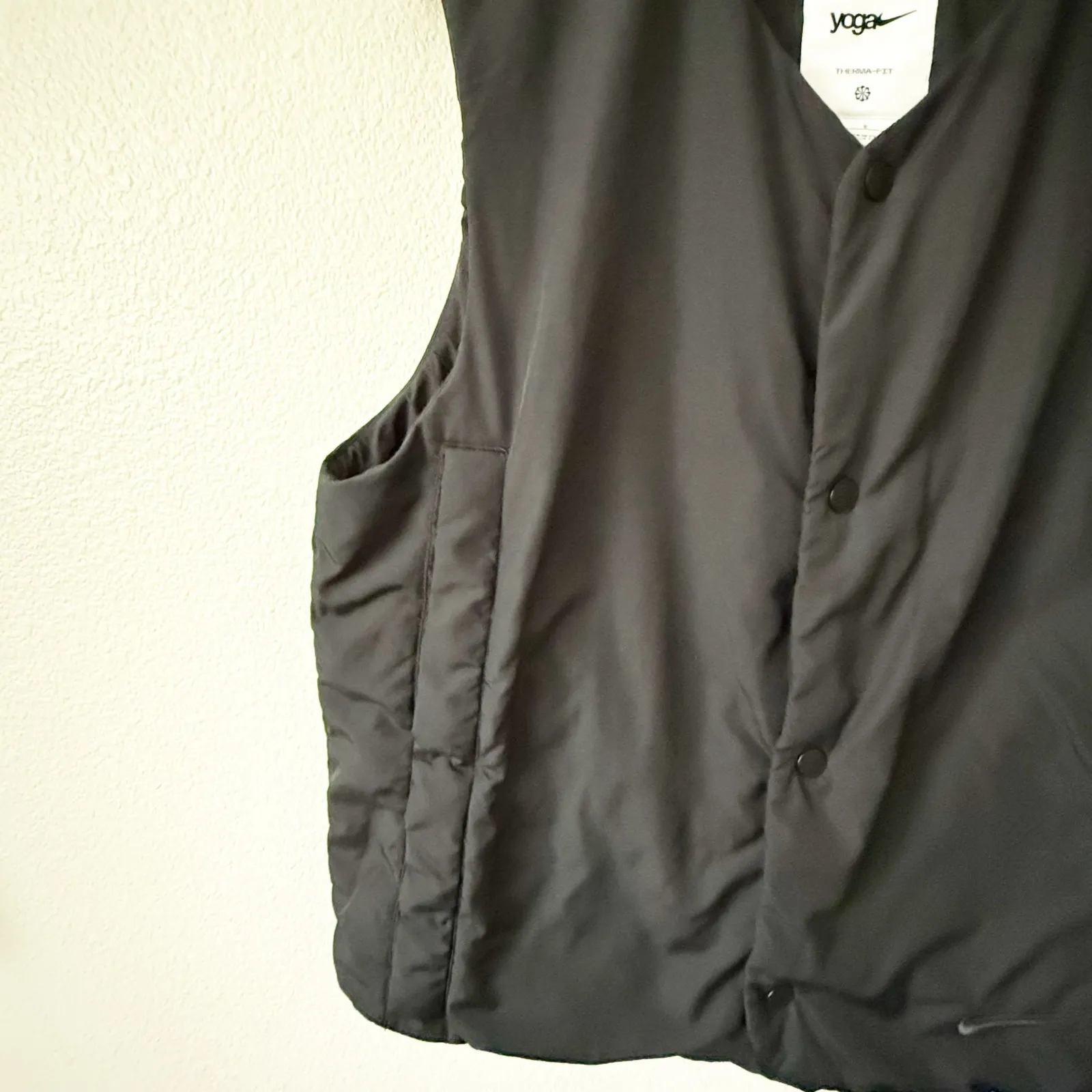 NIKE YOGA | Black Collarless Vest Workout Therma Fit Snap Workout Puffer | Small - Image 2