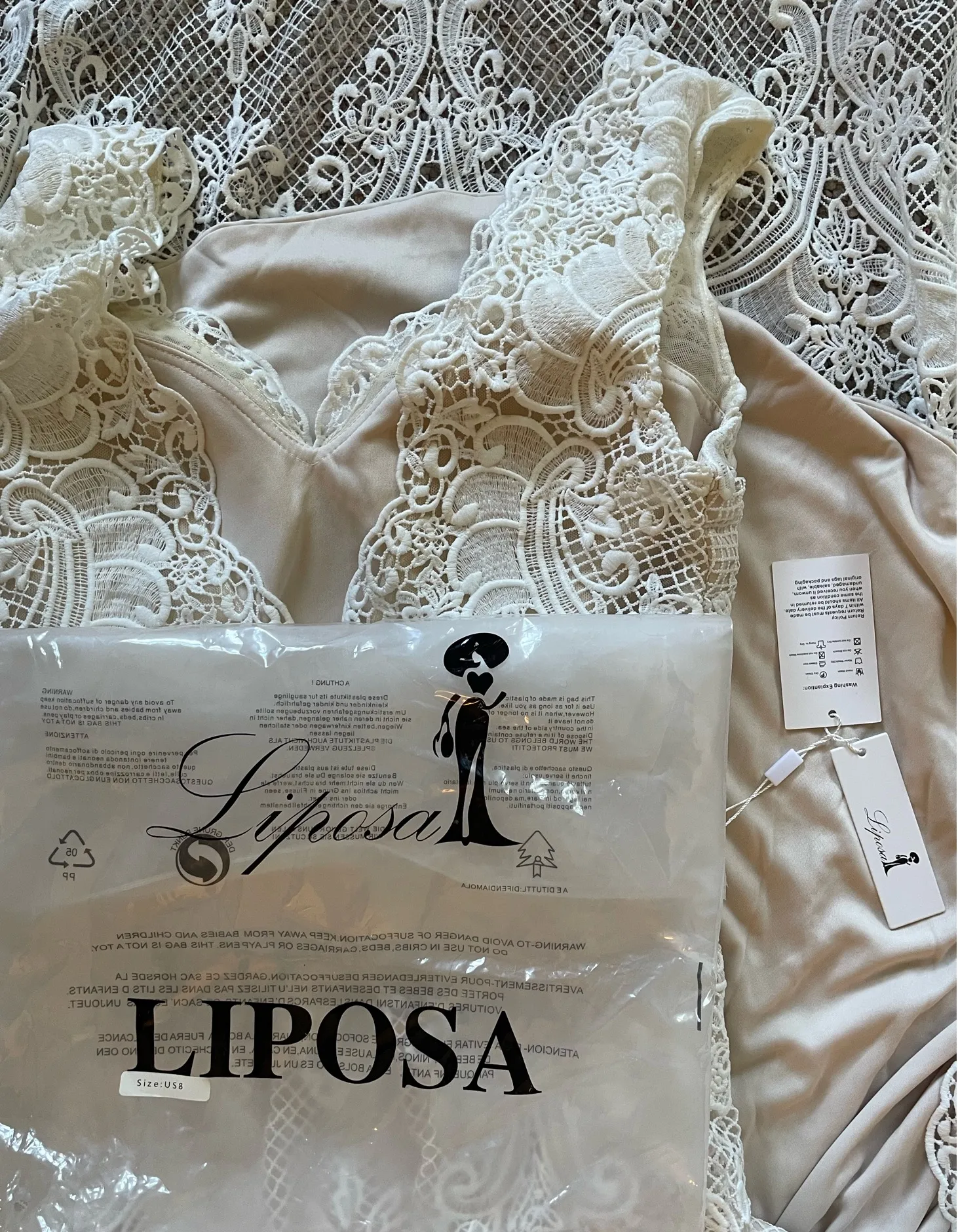 Ivory Lace Wedding Dresses - Image 10