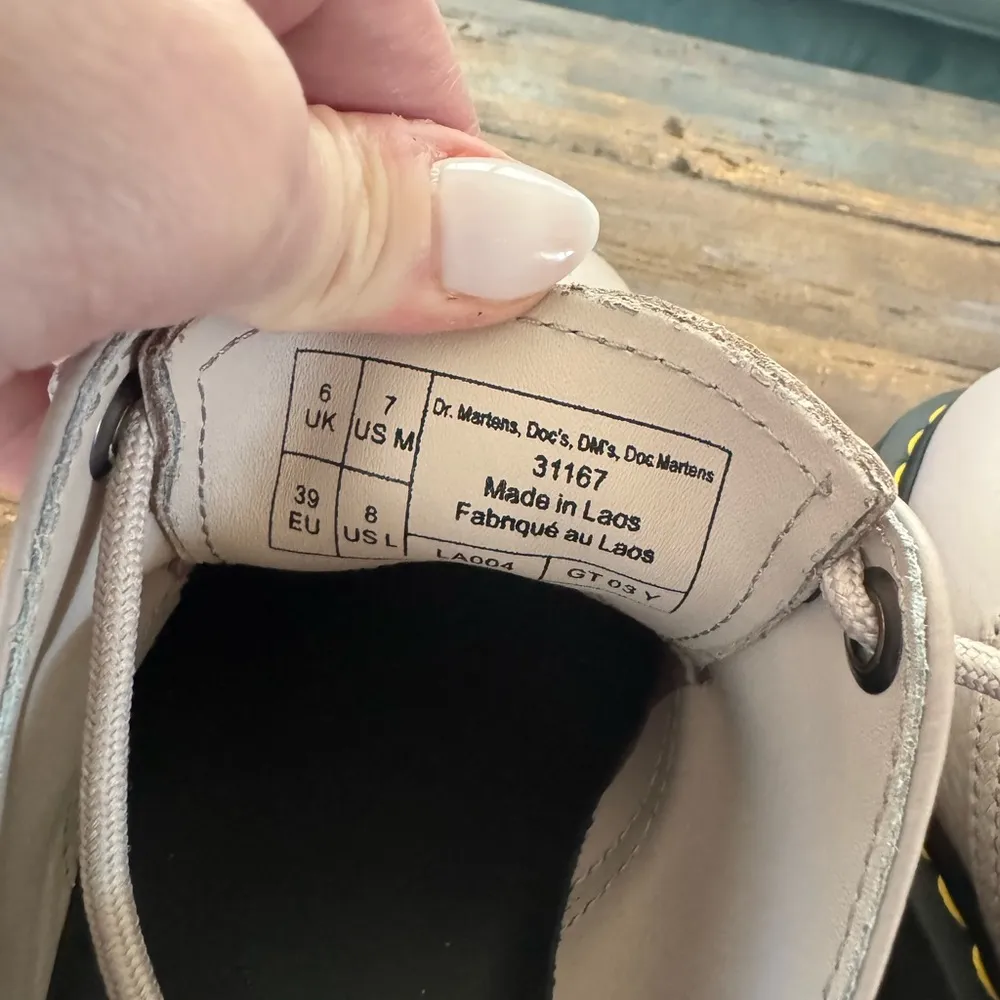 NEW! Dr. Martens Quad II Platform Derby in Vintage Taupe - Image 8