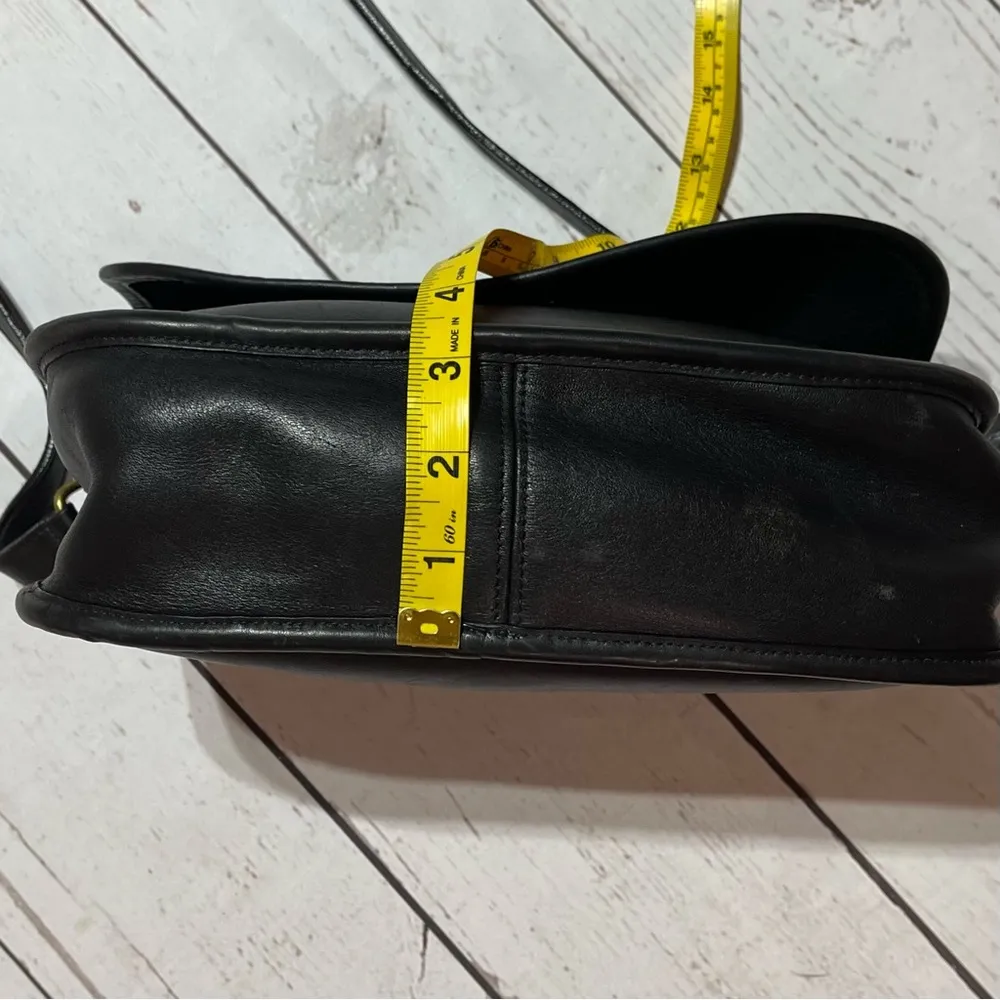 Coach Vintage City Black Crossbody - Image 14