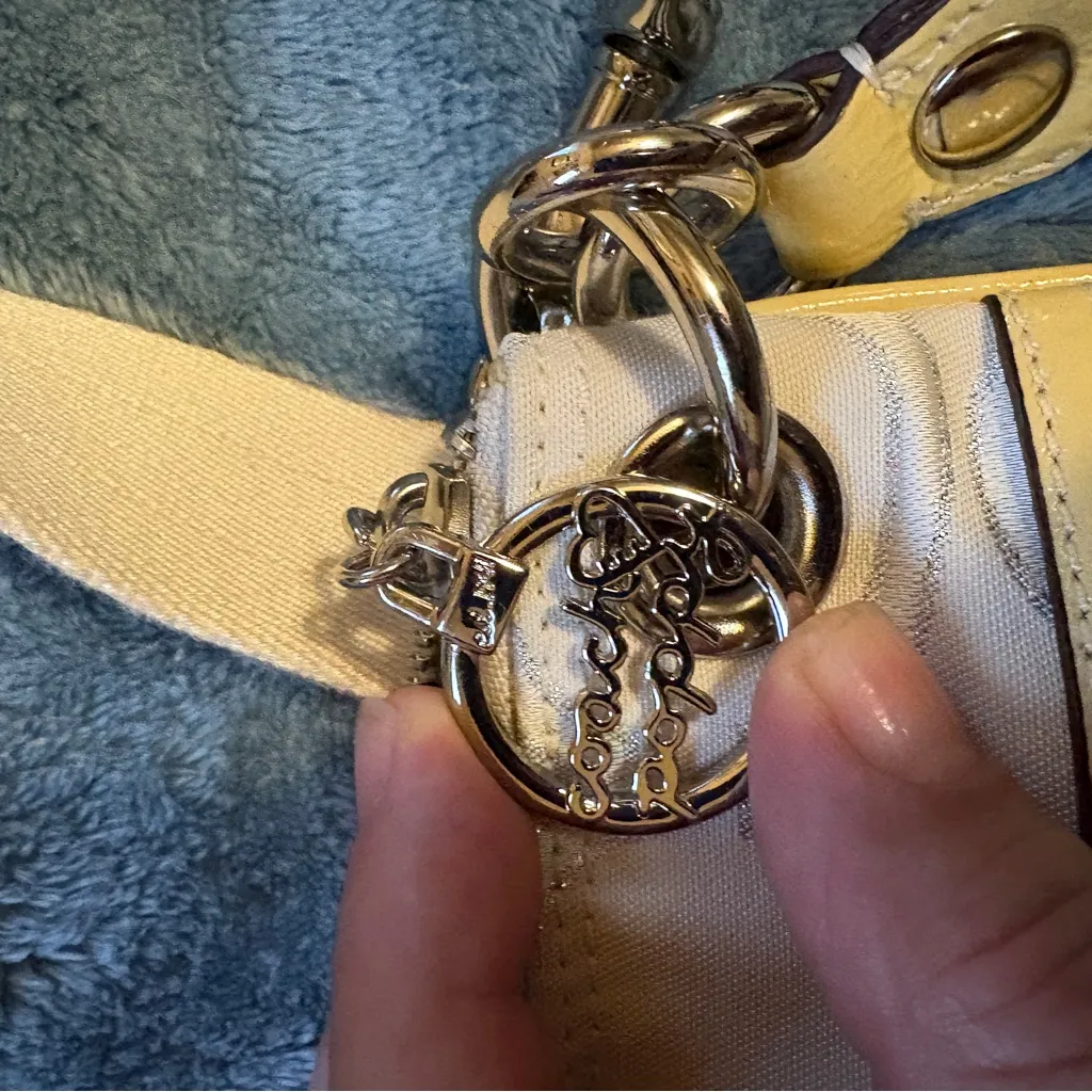 Coach Poppy yellow leather Cream Shoulder and adjustable strap - Image 8