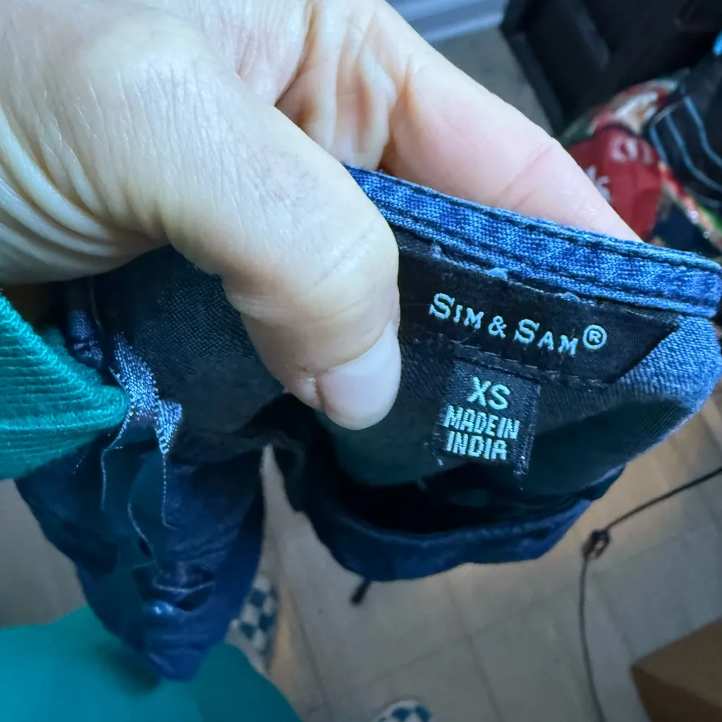 Sim & Sam Dark Wash Denim Button Front Puff Sleeve Dress - Image 4