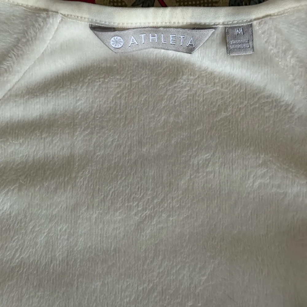 Athleta Cozy Women’s Long Sleeve Woman’s Wrap Jacket in Heather Beige - Image 8