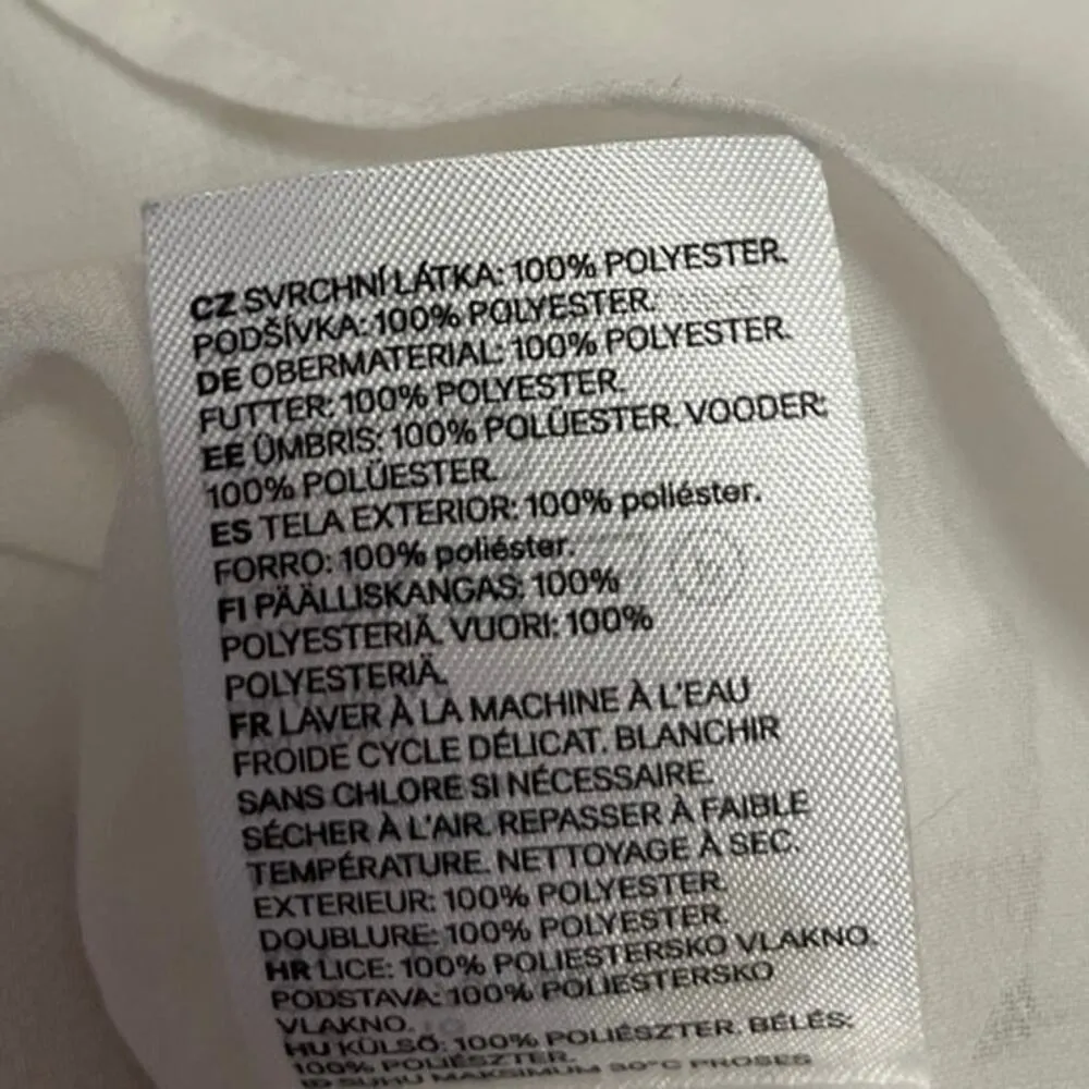 H&M White Sleeveless Ruffle Tie Neck Keyhole Lightweight Blouse Top Size 16 - Image 4