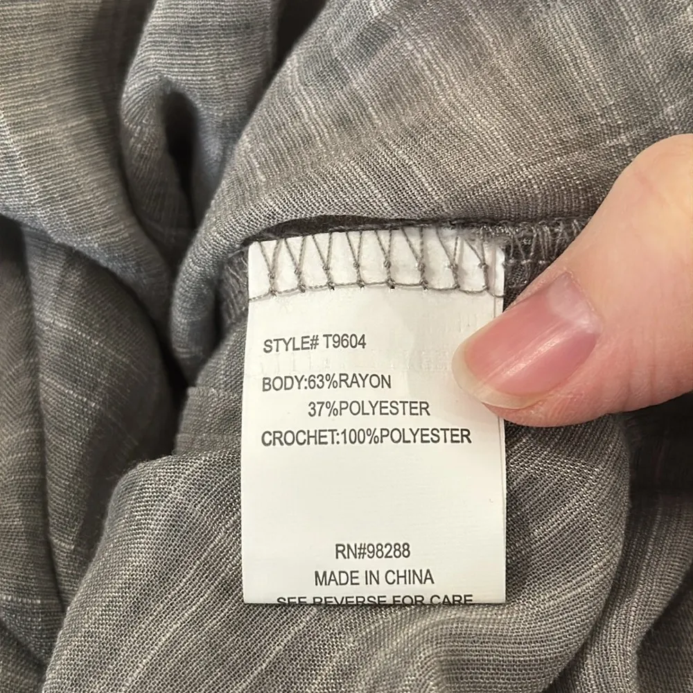 CalStyle Gray Brown White Crochet Trim Style boho popover tunic Size S - Image 9