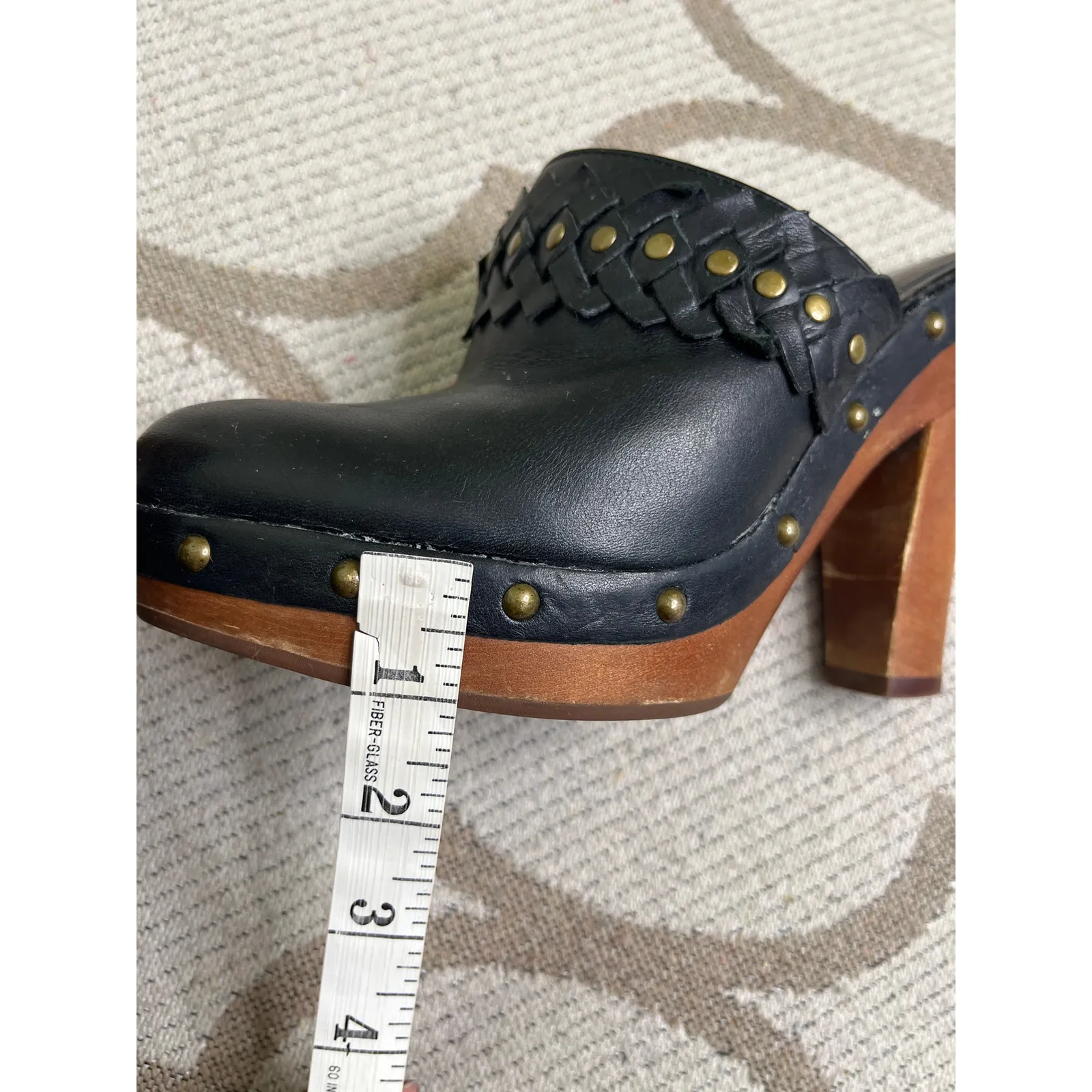 Vintage Lauren Ralph Lauren Leather Wood studded slip on closed toe Mules,size 6 Black - Image 4