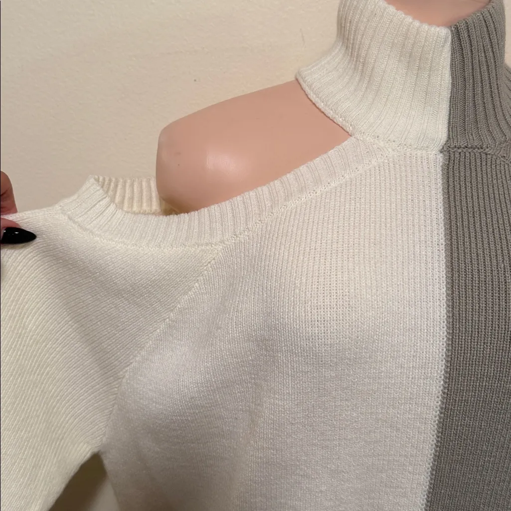 FANTASTIC FAWN: GRAY/ivory Cold Shoulder Color Block Sweater woman size 
SMALL - Image 5