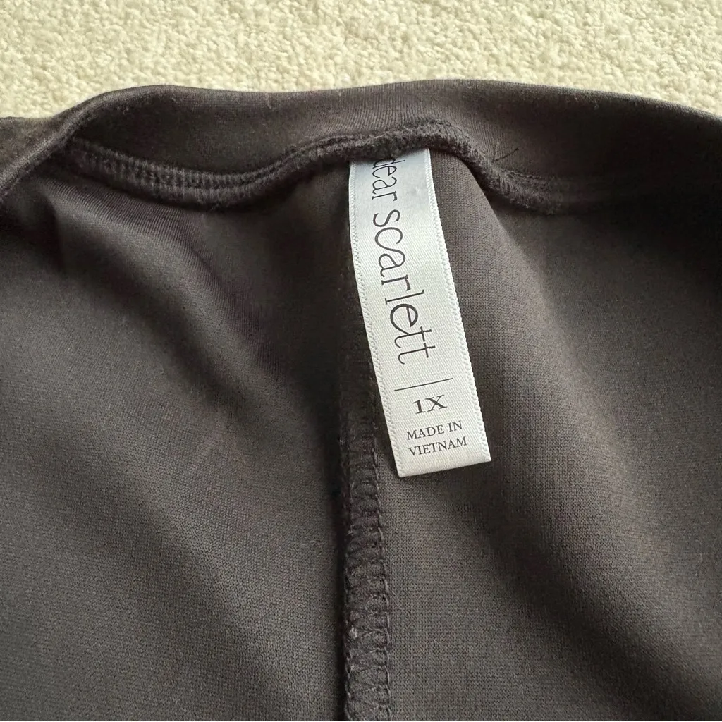 Dear Scarlett Black Short Sleeve Women's Tee - Image 6