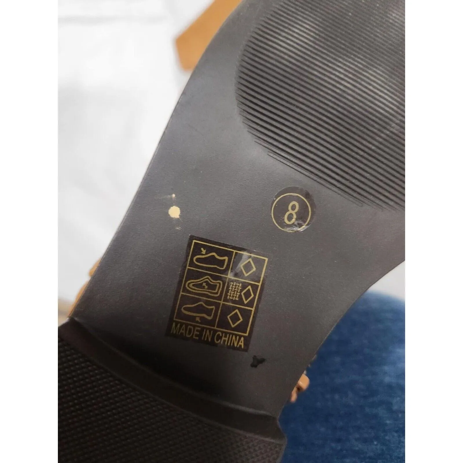 JOURNEE COLLECTIONELLIS FAUX LEATHER BLOCK HEEL ANKLE BOOTS Size 8 - Image 9