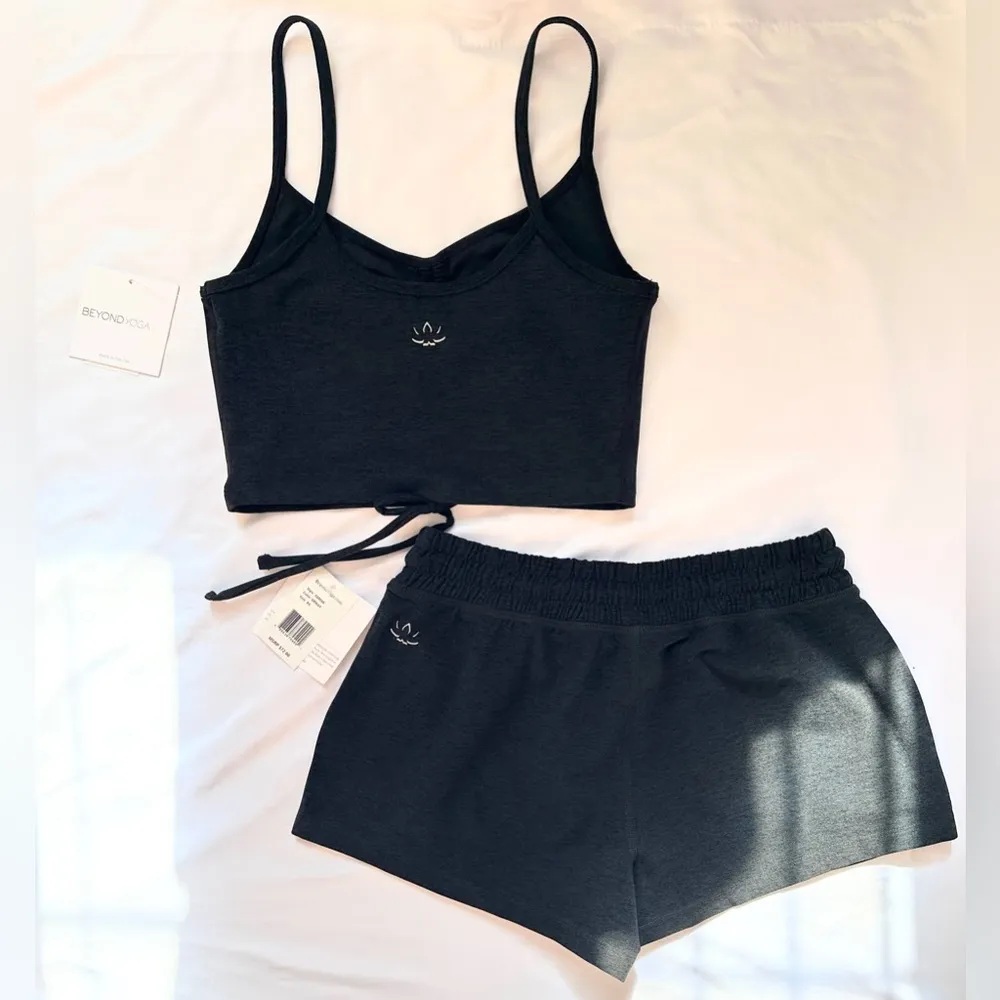 NWT Beyond Yoga Worked Up Short - Darkest Night - XS - Image 12