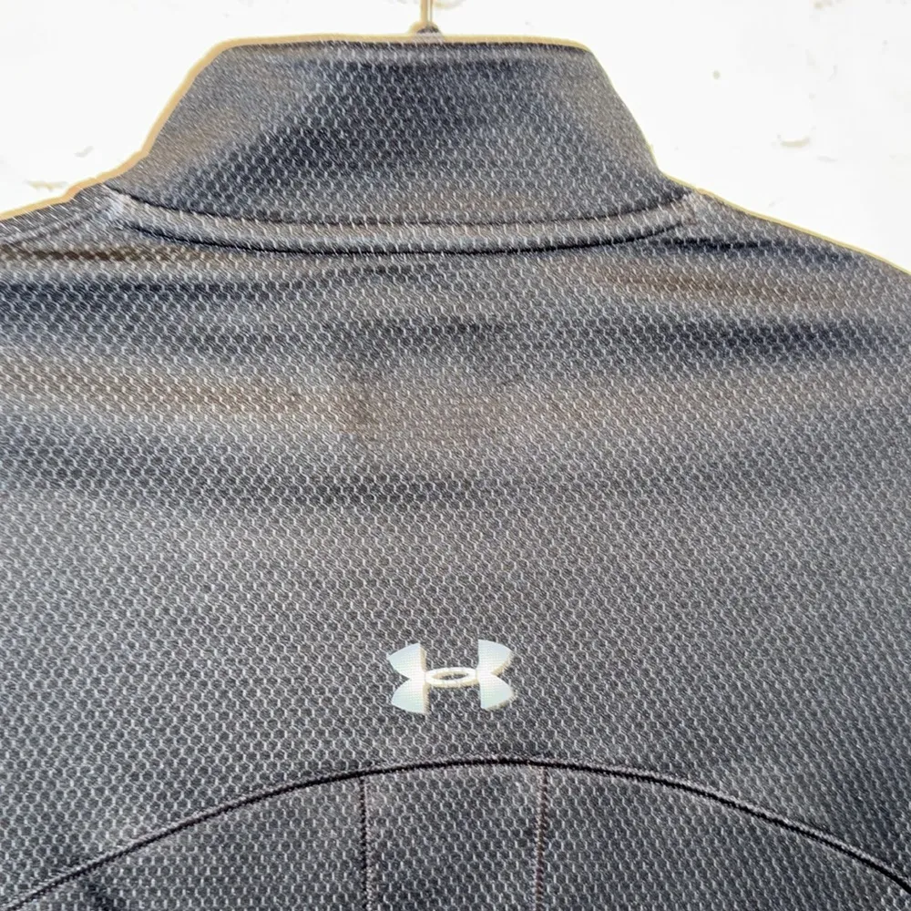 Under Armour Sweatshirt Womens XS Black Pullover Fitted Cold Gear Henley Zip - Image 7