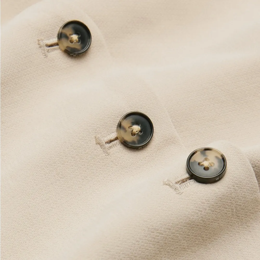 NWT Wilfred Pacino Cream Button-Up Vest - Image 6